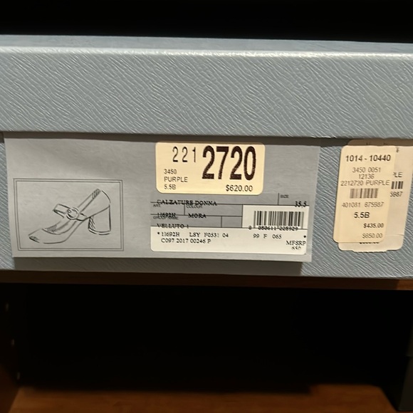 Prada purple velvet Mary Jane heels - Picture 6 of 6